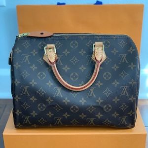 Authentic Louis Vuitton Speedy 30 Monogram Handbag